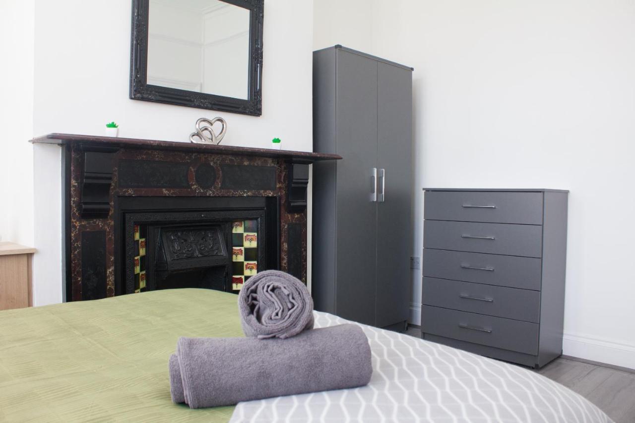 Boaler House, Modern 4 Bed House With Parking Sleeps 8 Βίλα Λίβερπουλ Εξωτερικό φωτογραφία