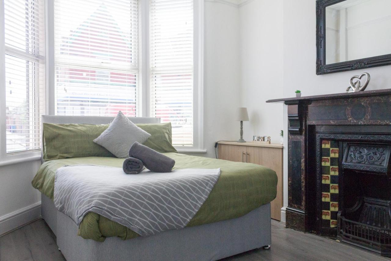 Boaler House, Modern 4 Bed House With Parking Sleeps 8 Βίλα Λίβερπουλ Εξωτερικό φωτογραφία