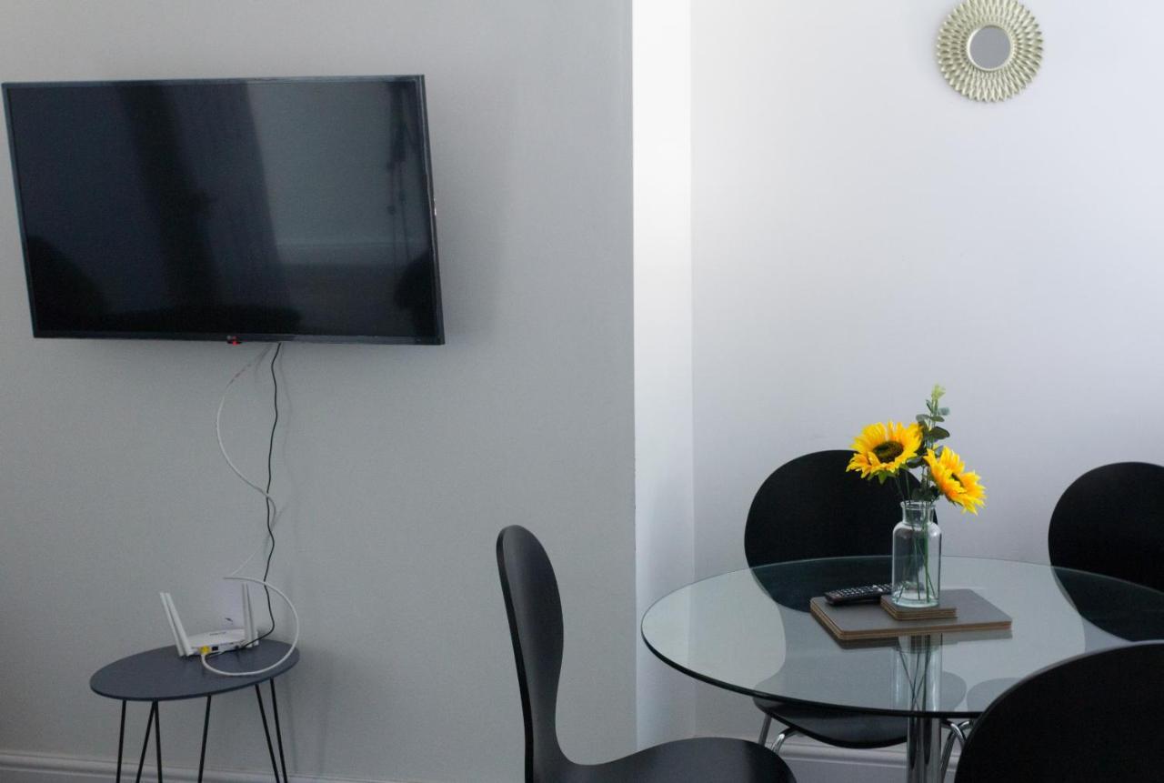Boaler House, Modern 4 Bed House With Parking Sleeps 8 Βίλα Λίβερπουλ Εξωτερικό φωτογραφία